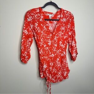 Red maternity top, 3/4 sleeves, white floral print